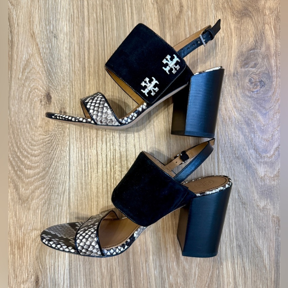 Tory Burch Black Velvet Snakeskin Block Heel Sandals Size 7.5 LNC